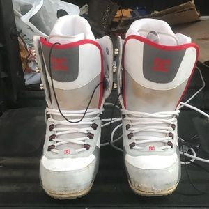 DC Snowboard boots